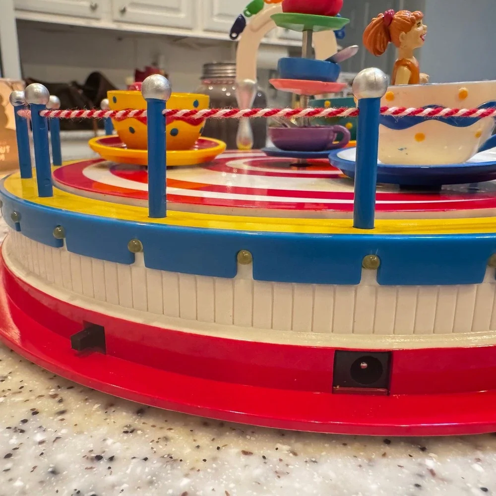 Department 56 Carnival Twirling Tea Cups‎ Village Spins vintage '04 Need adapter